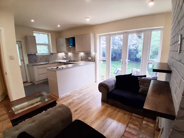 Brookfield, Prestwich, M25, photo 3