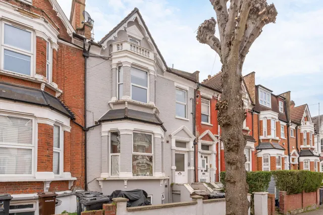 Linthorpe Road, London, N16, photo 1