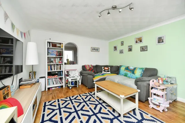 Dartmouth Close, Brighton, BN2, photo 2