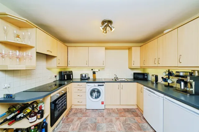 Chapel View, Eastham, CH62, photo 3