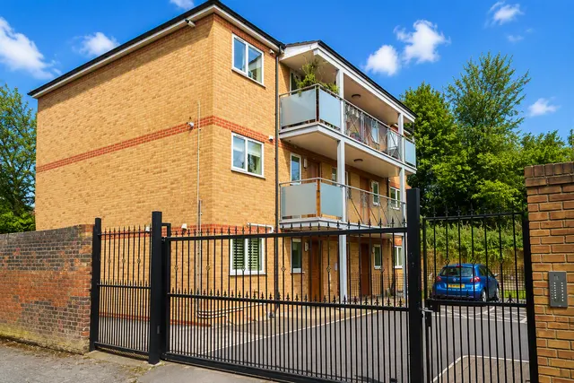 Batten Street, Clapham Junction, SW11, photo 1