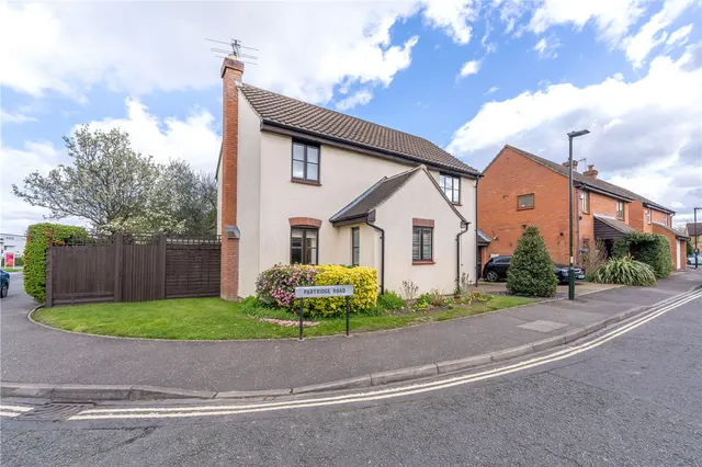Partridge Road, Hampton, TW12 3SB, photo 1