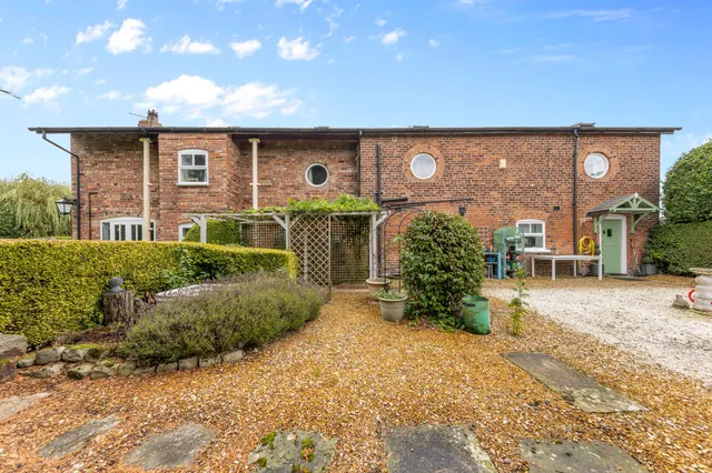 Three Tree Barn Mill House Lane, Croft, Warrington, Warrington, WA3 7HA, photo 1