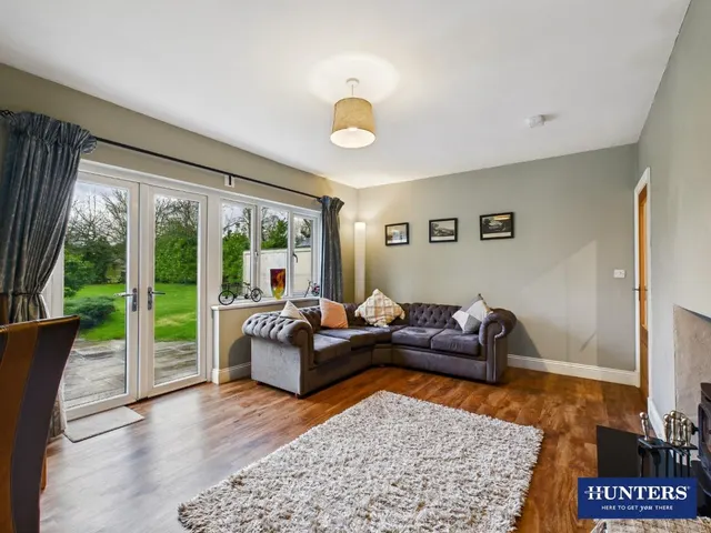 Force Lane, Levens, LA8, photo 2