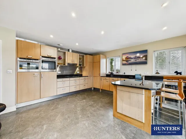 Force Lane, Levens, LA8, photo 3