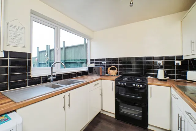 Photo 2 — Grisedale Court, Beeston, Nottingham, Nottinghamshire, NG9