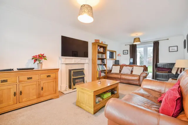 Pease Court, Stockton-on-tees, TS16, photo 2