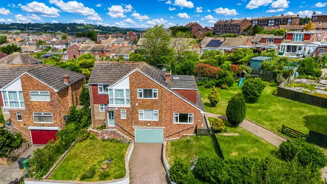 Fairlight Road, Hastings, photo 1