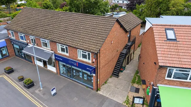 5a & 5b, Cleeve Wood Road, Downend, Bristol, BS16 2SF, photo 1