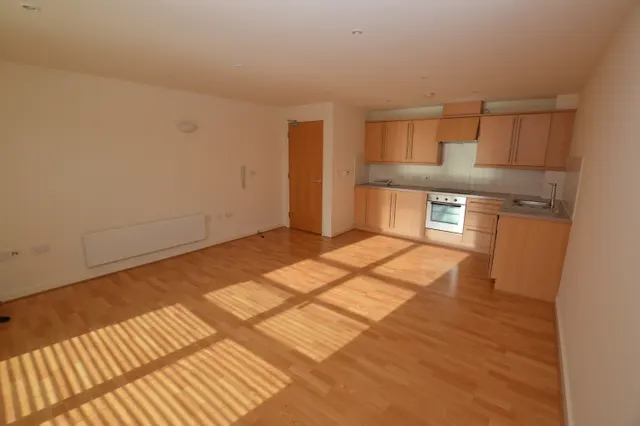 Photo 3 — Queens Gardens, 90 Park Grange Road, S2 3RZ