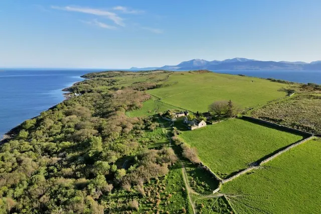 Inchmarnock Island, Isle of Bute, PA20, photo 3