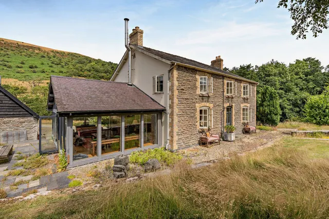 Dolau, Llandrindod Wells, LD1, photo 1