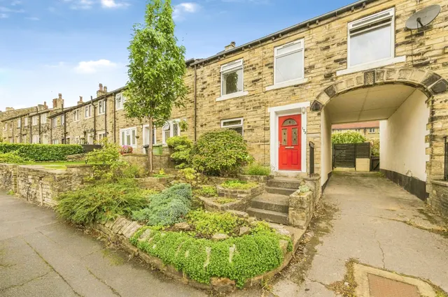 Lowerhouses Lane, Huddersfield, HD5, photo 1