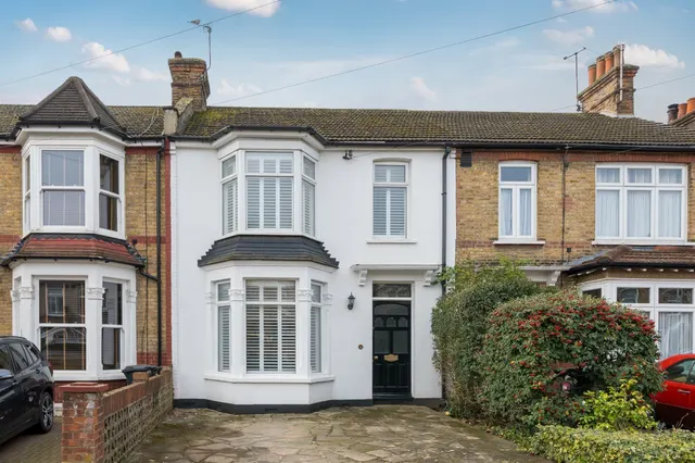 Edenbridge Road, Enfield, EN1, photo 1