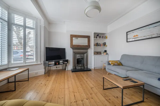 Edenbridge Road, Enfield, EN1, photo 3