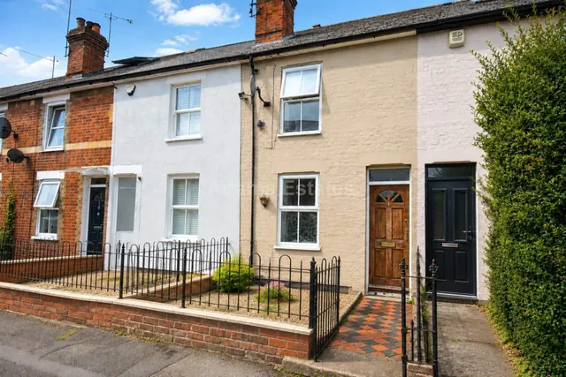 3 bedroom house — Cardigan Road, Reading, RG1 5QL