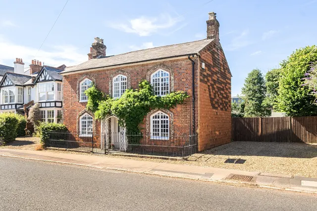 London Road, Marlborough, SN8, photo 1