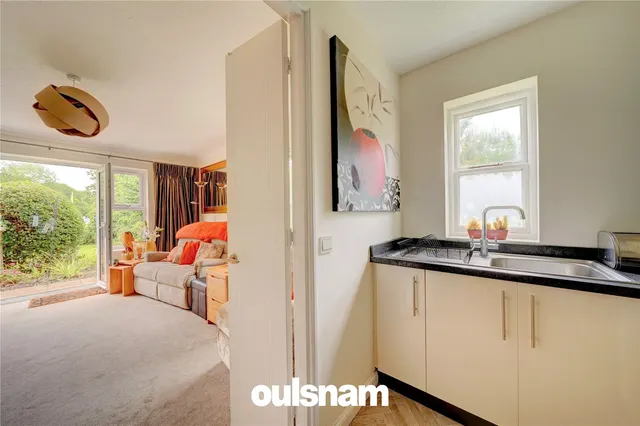 Photo 3 — Worcester Road, Droitwich, Worcestershire, WR9 8AH