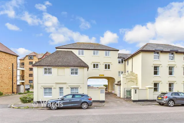 Castle Road, Sandgate, CT20, photo 1