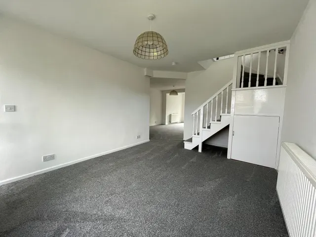 Allans Meadow, Neston, CH64, photo 3