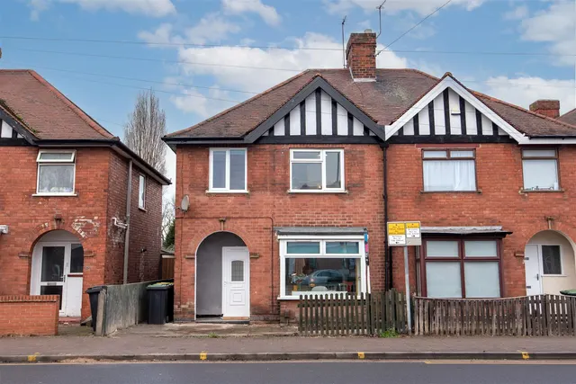 Queens Road, Beeston, NG9, photo 1