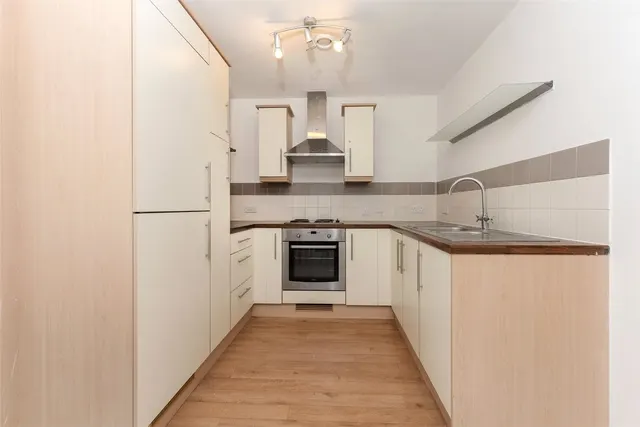 Hotspur Street, London, SE11, photo 2