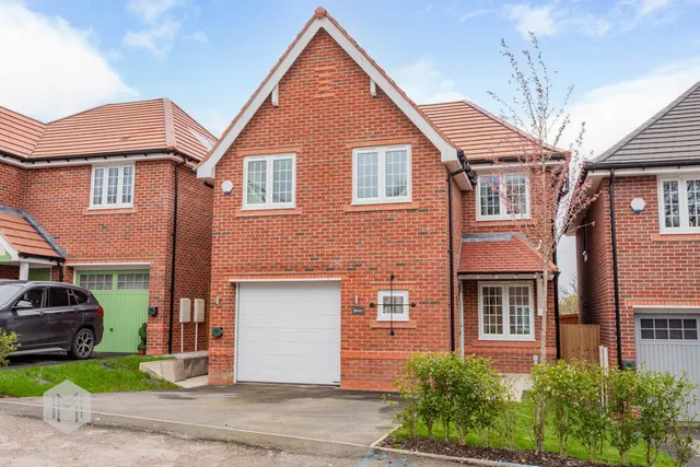 Viscount Close, Horwich, Bolton, BL6 7FU, photo 1