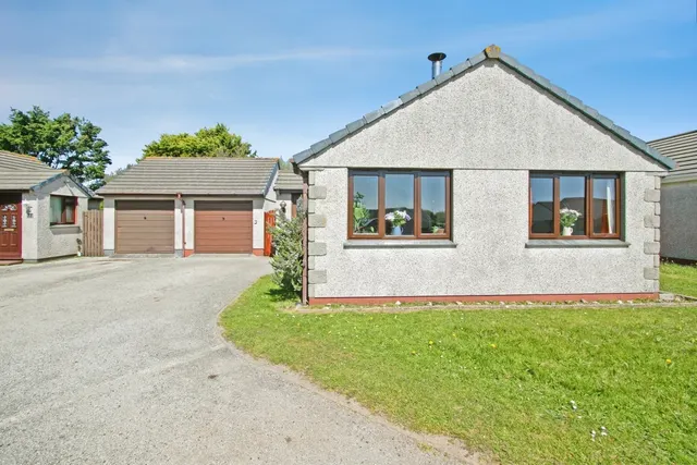 Glendale Crescent, Truro, TR4, photo 1