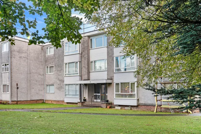 Falside Road, Paisley, photo 1