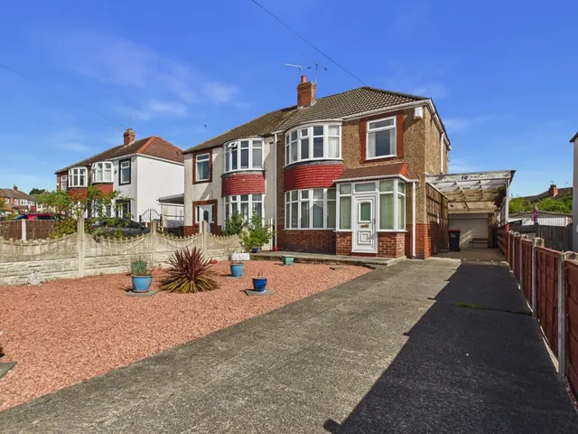 3 bedroom house, Bent Lathes Avenue, Rotherham, S60