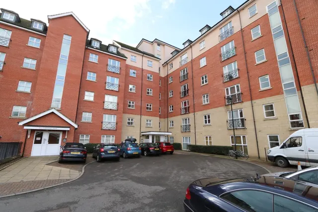 Palgrave Road, Bedford, MK42, photo 1