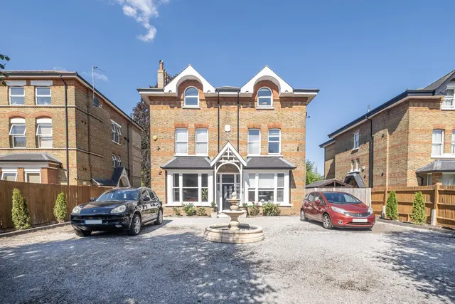 Stanley Road, Teddington, TW11, photo 1