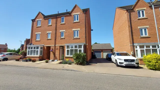Great Northern Gardens, BOURNE, PE10, photo 1
