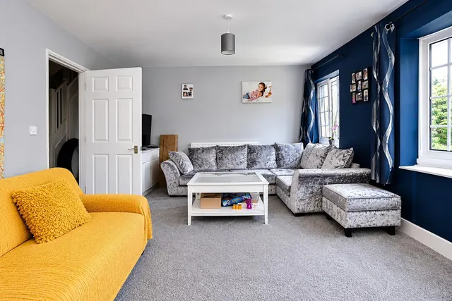 Greenways, Haywards Heath, RH16, photo 1