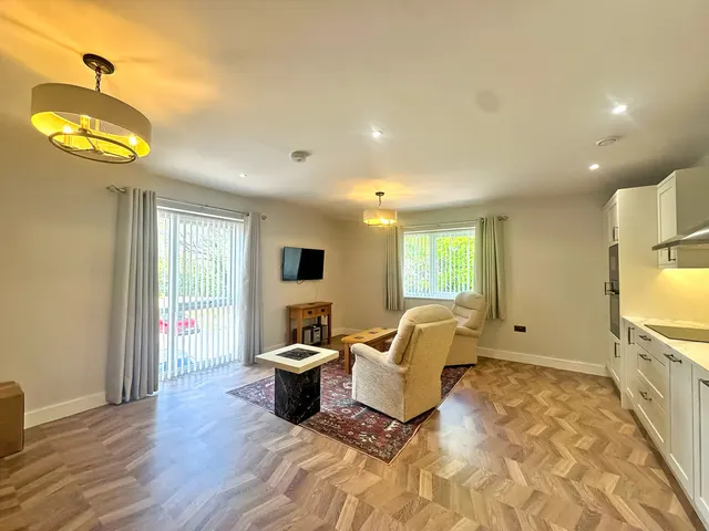 Walsall Road, Great Wyrley, WS6, photo 2
