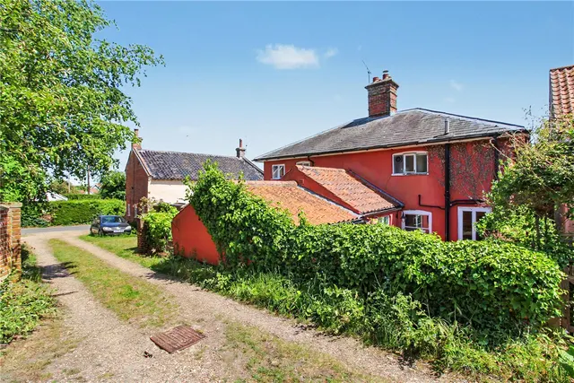 Bramfield Road, Wenhaston, IP19, photo 2