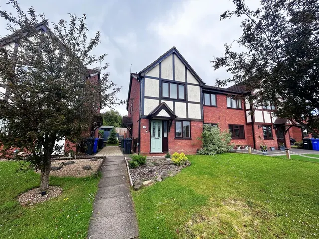 Woburn Drive, Brierley Hill, DY5 3UD, photo 1