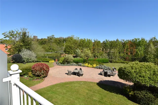 Hanbury Road, Droitwich, Worcestershire, WR9 8GD, photo 1