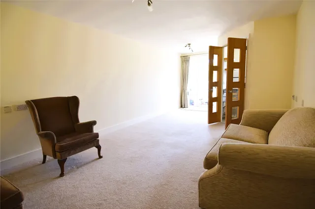 Photo 3 — Hanbury Road, Droitwich, Worcestershire, WR9 8GD
