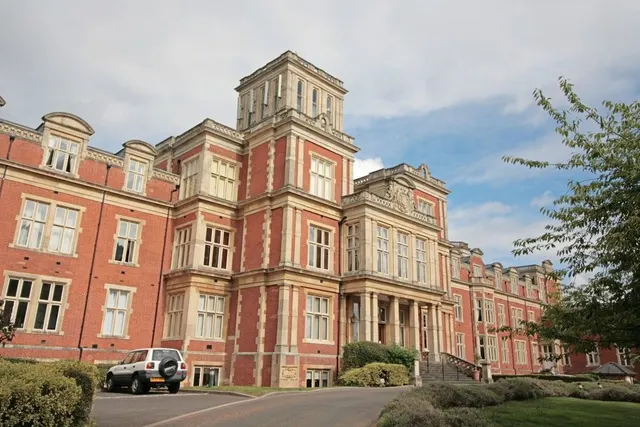 Photo 2 — Royal Earlswood Park, Redhill, RH1 6TE