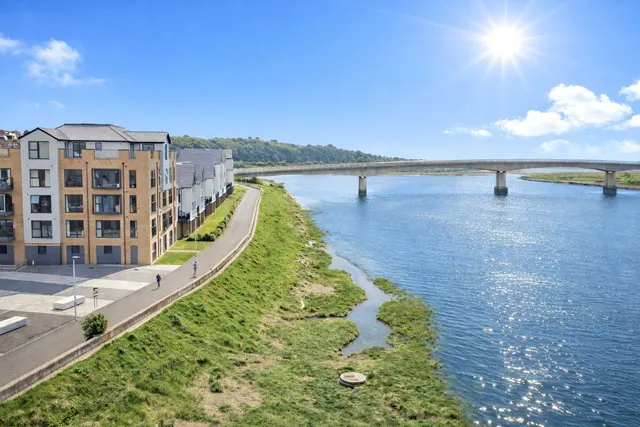 Taw Wharf, Sticklepath, EX31, photo 2