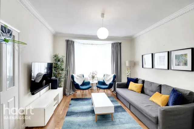 Bute Road, Barkingside, IG6, photo 2