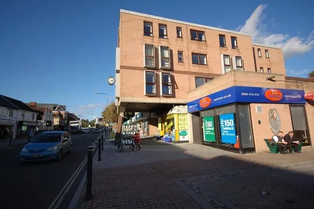 Station Road, New Milton, BH25, photo 1