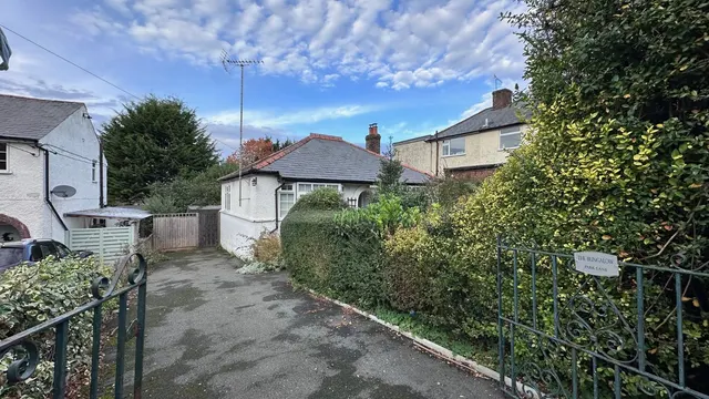 Park Lane, Lane End, HP14, photo 1