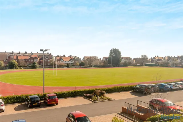 Filey Road, Scarborough, YO11, photo 3