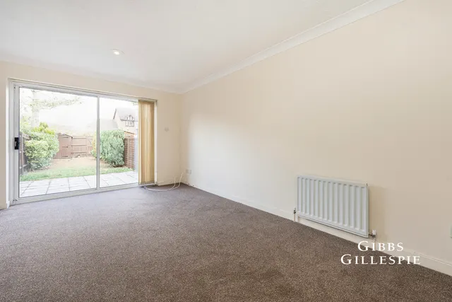 Chamberlain Way, Pinner Fees Apply, HA5, photo 2