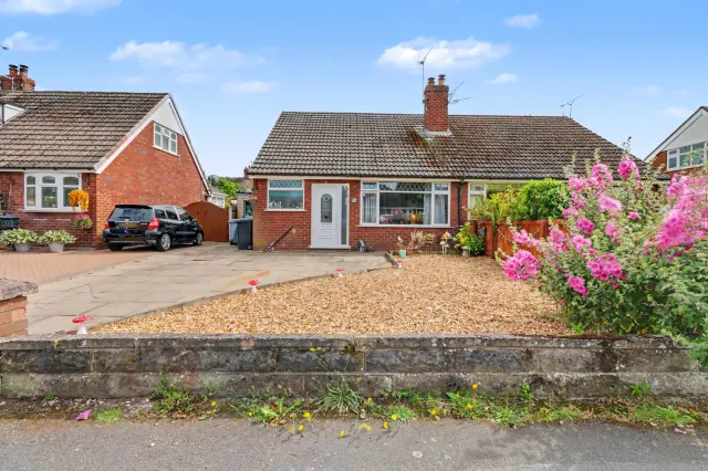 Crabmill Drive, Sandbach, photo 1