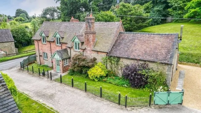 Bourton, Much Wenlock, Shropshire TF13 6QG, photo 1