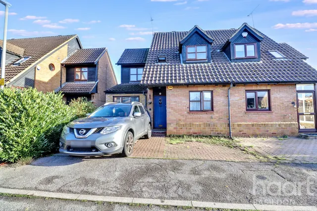 Acorn Place, Basildon, SS16, photo 1