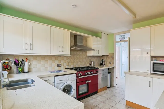 Halstock Crescent, West Canford Heath, BH17, photo 3